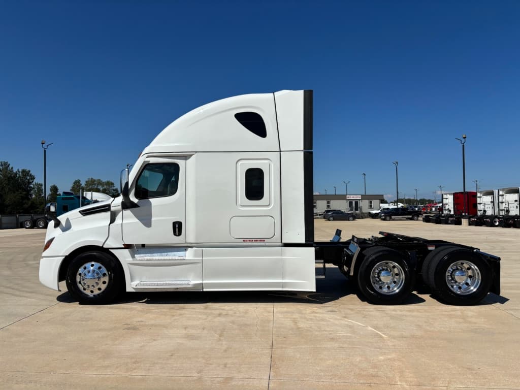 2022 Freightliner