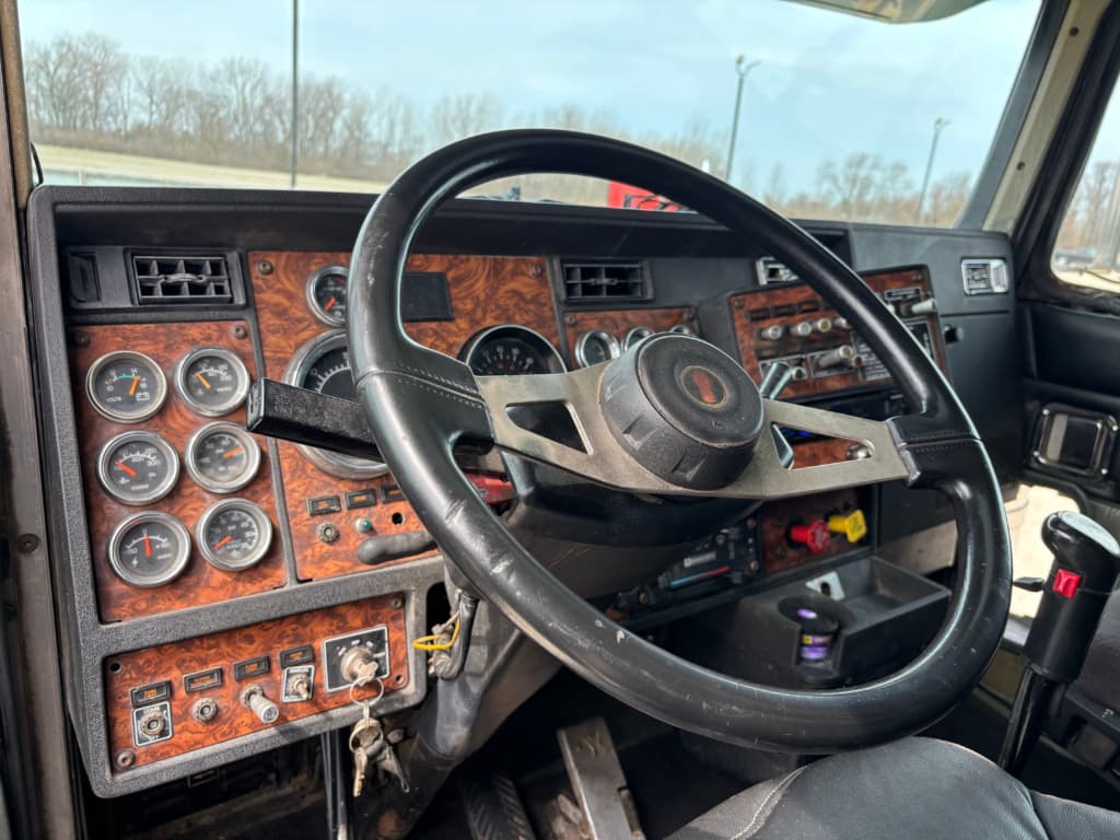2000 Kenworth